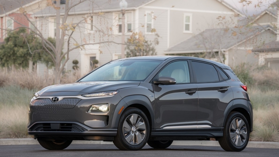Hyundai Kona chạy điện có thể di chuyển 415 km sau khi sạc đầy