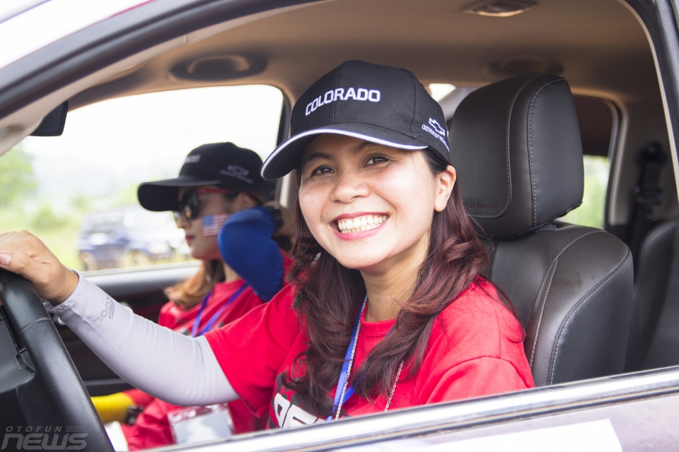 voc 2017 hai nu dau thu day an tuong cua nha chevrolet