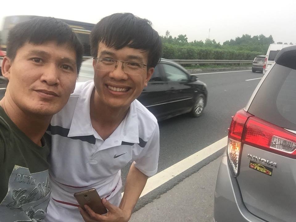 tuong tro tren duong net dep van hoa giao thong otofun