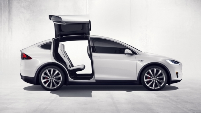 Tesla triệu hồi 11.000 xe Model X do lỗi lắp đặt hàng ghế thứ hai