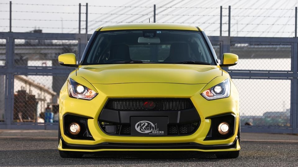 Suzuki Swift Sport "diện" bodykit đẹp mắt từ Kuhl Racing