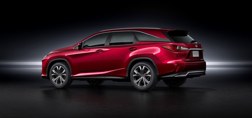 bo doi lexus rx350l va rx450h cap ben thi truong viet gia tu 4090 ty dong