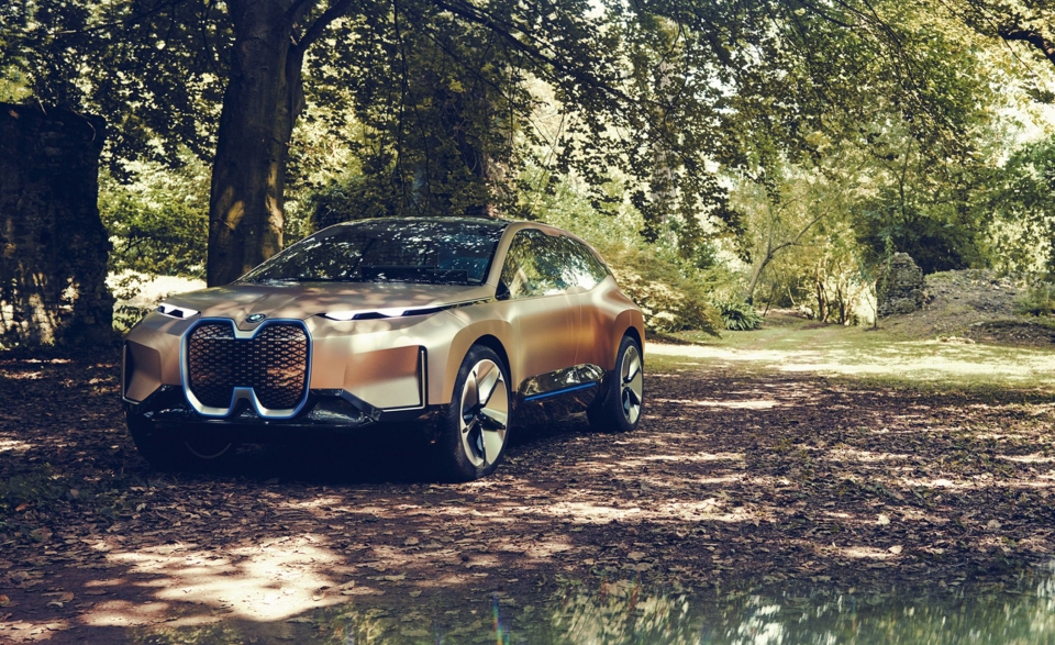 xe dien bmw i4 se hien dien vao nam 2021