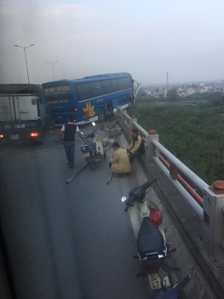 cau thanh tri un tac keo dai do tai nan xe khach