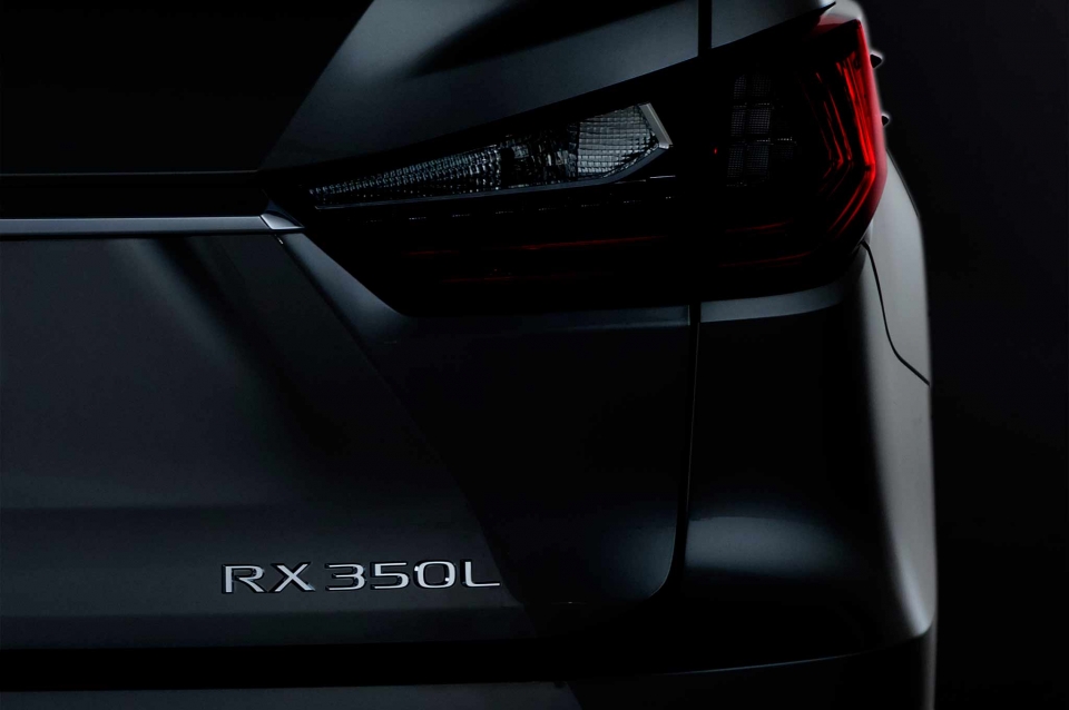 los angeles 2017 lexus rx 350l voi 7 cho ngoi da san sang xung tran
