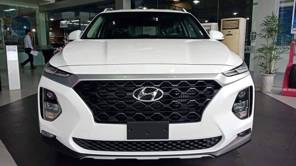 Giá Hyundai SantaFe 2019 dự kiến từ 1,1 tỷ đồng?