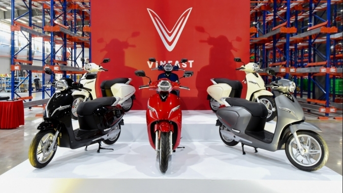 VinFast một lần nữa tăng giá xe máy điện Klara