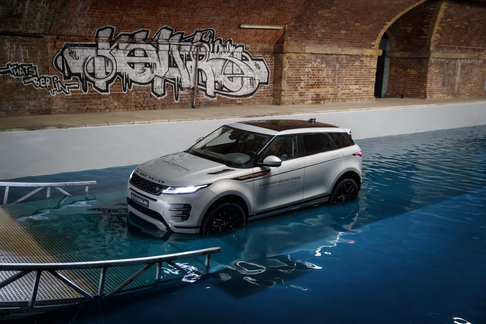 land rover cong bo range rover evoque 2019 voi thiet ke lay cam hung tu velar