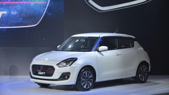 Suzuki Swift 2018 ra mắt, giá từ 499 triệu, 3,6 lít/100km