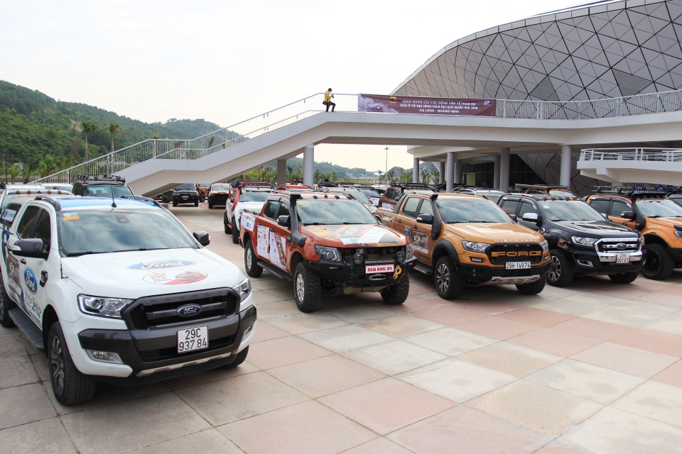 80 xe thi dau tranh tai tai king of pickup 2018