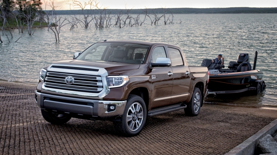 Toyota chú trọng phát triển bán tải Tundra hoàn toàn mới