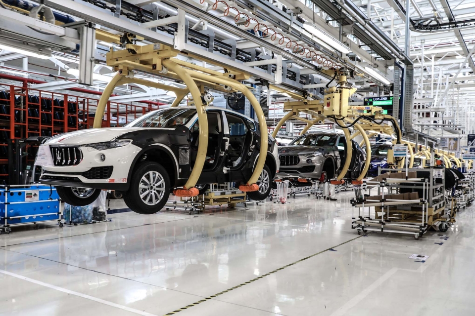 FCA giảm tốc độ sản xuất Maserati Levante vì bán chậm fca giam toc do san xuat maserati levante vi ban cham