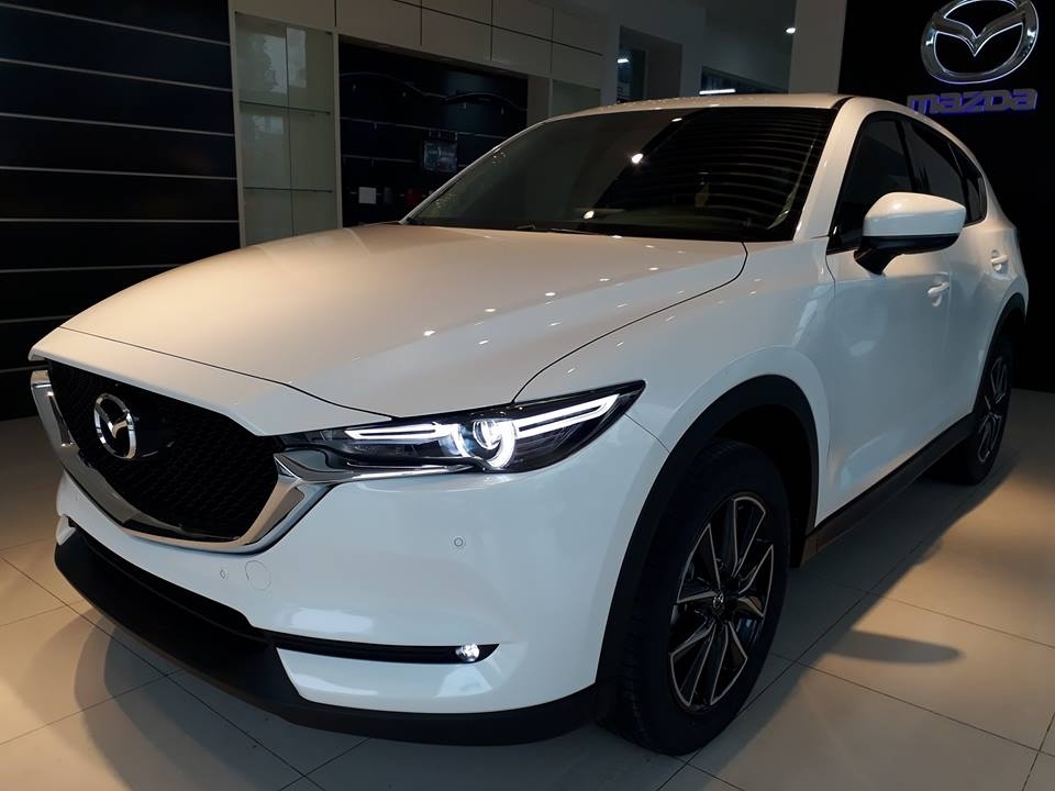 mazda3 va cx 5 dat khach dip can tet nguyen dan