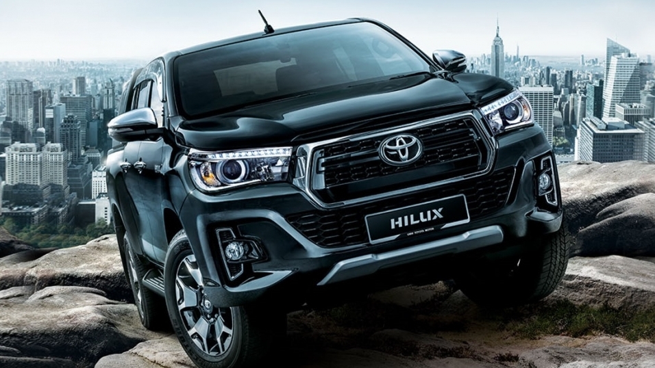 Toyota Hilux 2018 cập bến Malaysia, sắp về Việt Nam