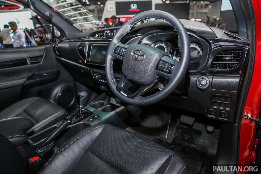 bangkok 2018 toyota hilux revo rocco thach thuc ford ranger wildtrak
