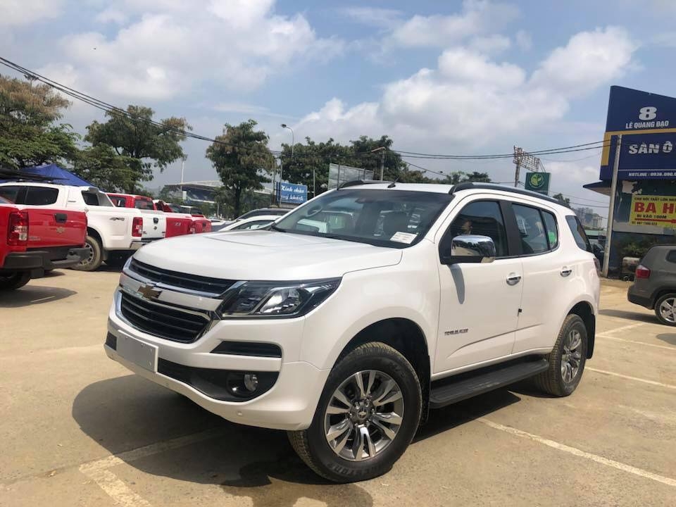 chevrolet colorado va trailblazer thong tri phan khuc pickup va suv 7 cho tai viet nam