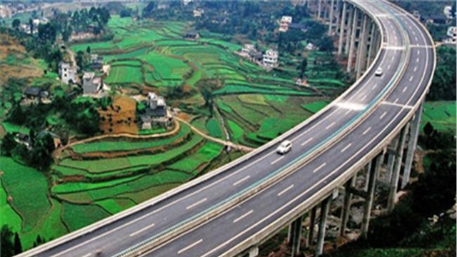 Lào Cai xin dừng hình thức đầu tư BOT tuyến đường lên Sa Pa