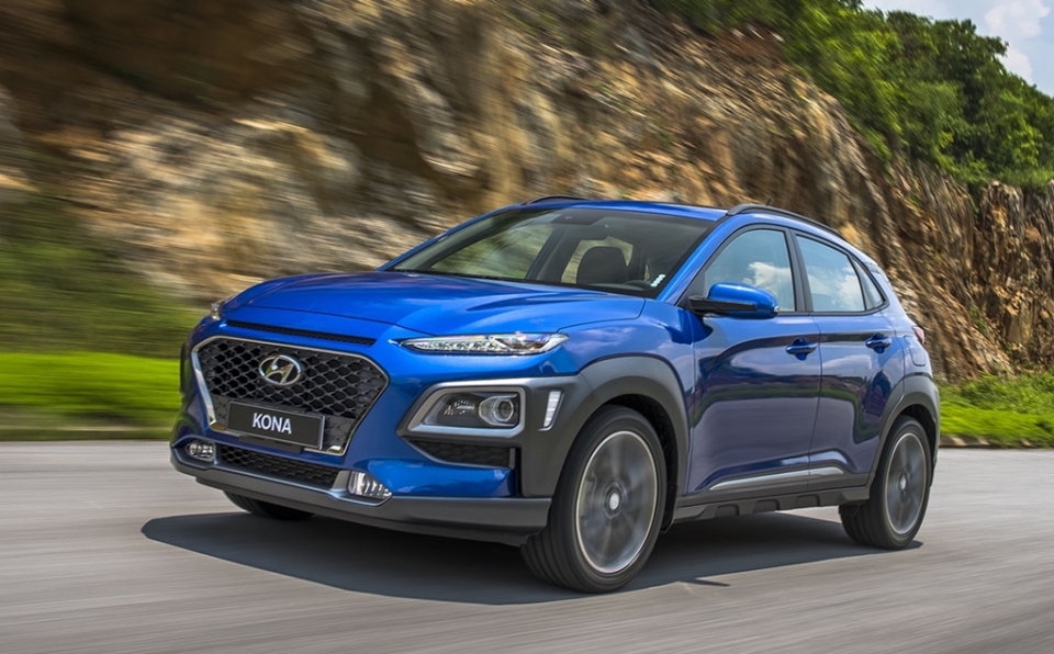 hyundai kona co gia tu 615 trieu dong quyet dau ford ecosport