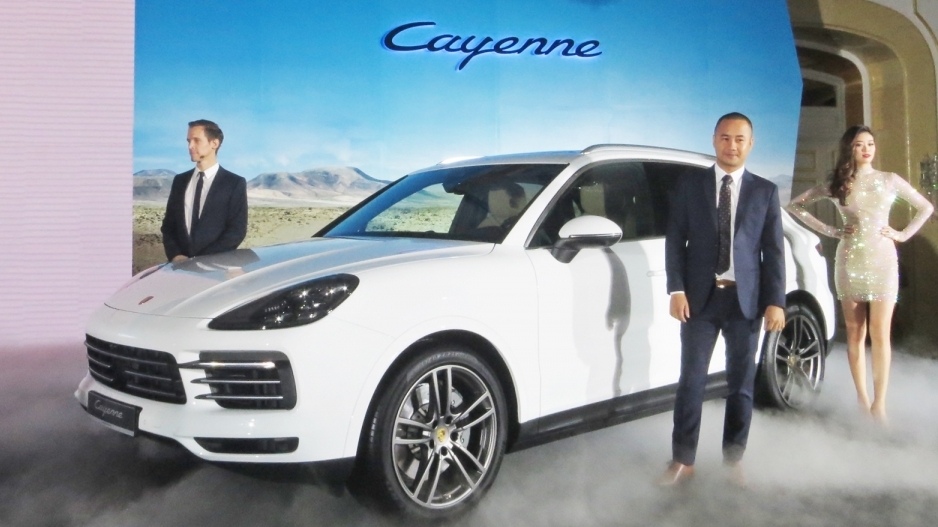 Porsche Cayenne 2018 ra mắt tại Việt Nam với 3 phiên bản, giá từ 4,5 tỷ đồng