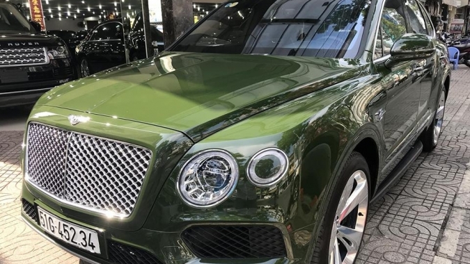 "Hàng độc" Bentley Bentayga bị rao bán sau 2 tháng về tay đại gia Việt