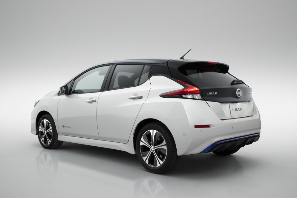 Xe điện Nissan Leaf 2018 đắt khách đặt hàng tại Châu Âu xe dien nissan leaf 2018 dat khach dat hang tai chau au