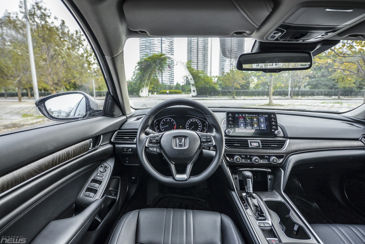 danh gia honda accord 2019 dat xat ra mieng