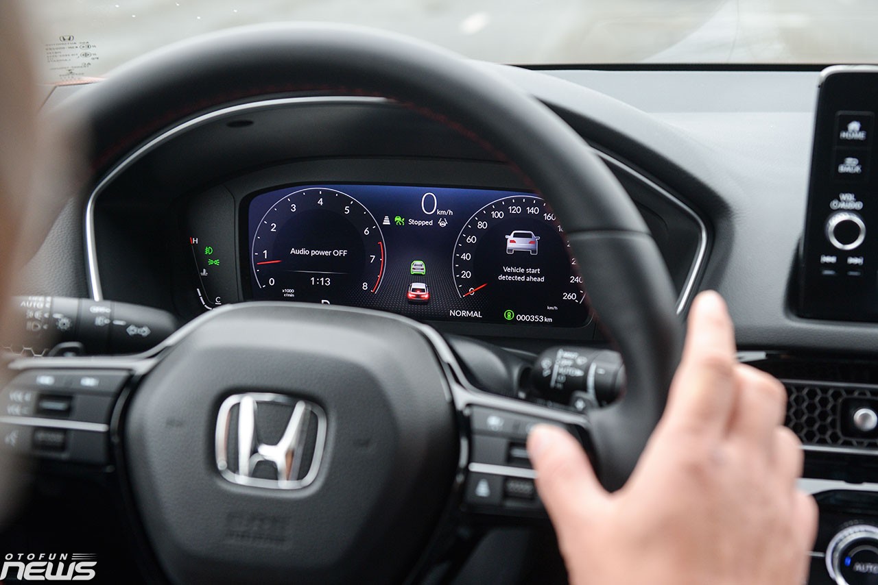 Honda Civic 2022: Lái hay hơn, nhiều công nghệ hơn