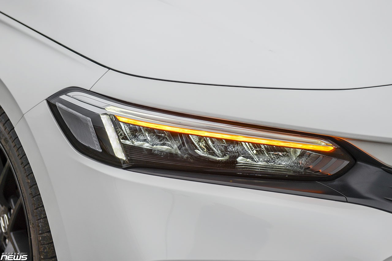 So sánh hai phiên bản Honda Civic 2022 qua ảnh