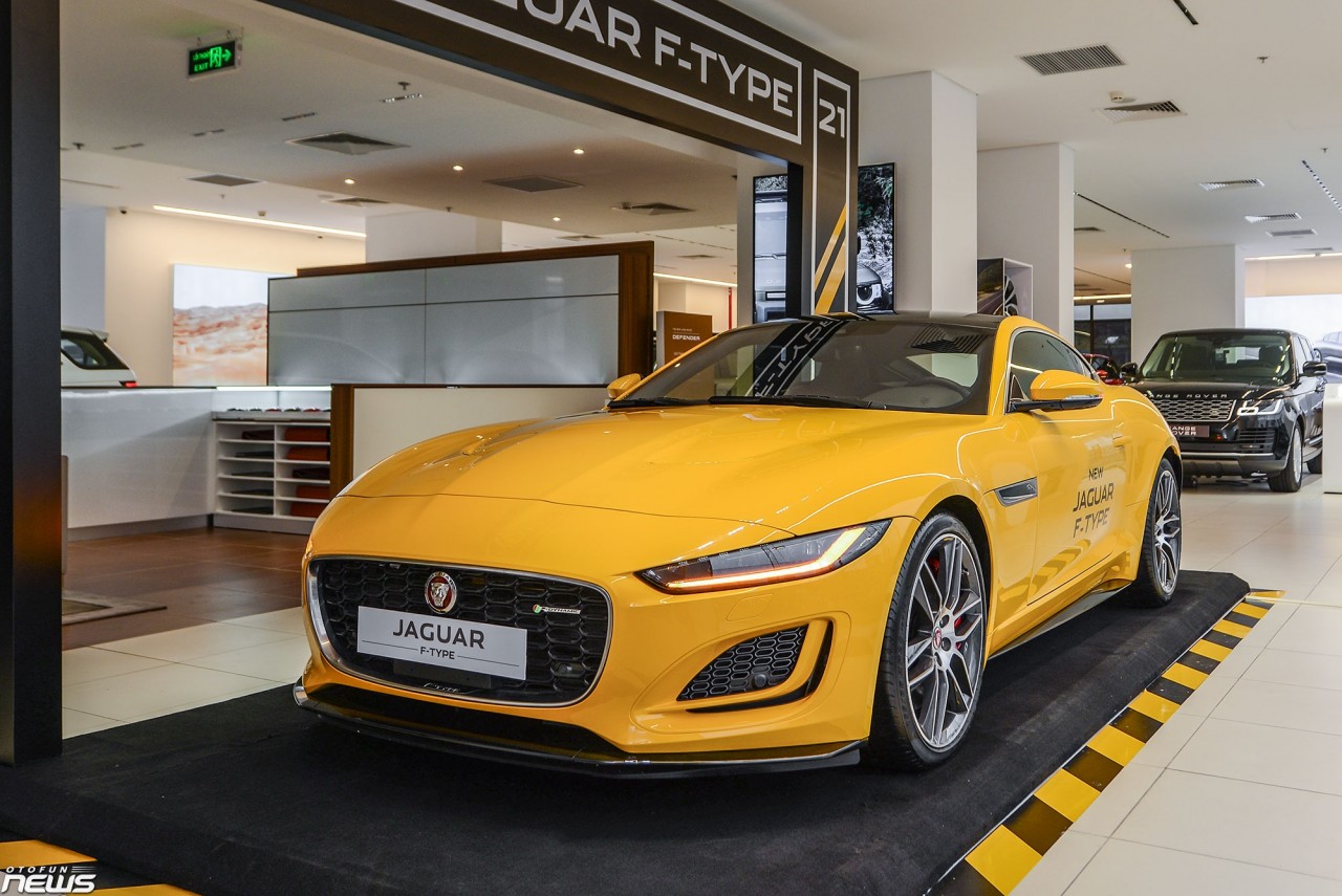 Xe thể thao Jaguar F-Type R-Dynamic giá hơn 8,7 tỷ