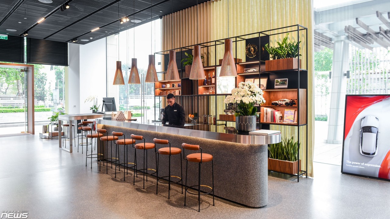 Khám phá Porsche Studio tại Hà Nội
