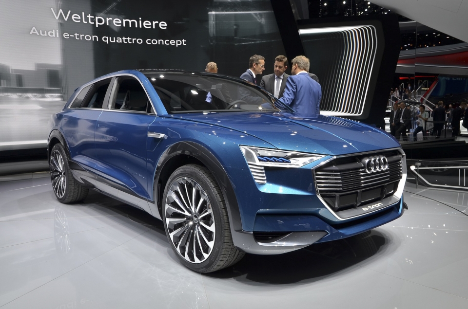 audi bat dau nhan dat hang suv chay dien moi tai chau au