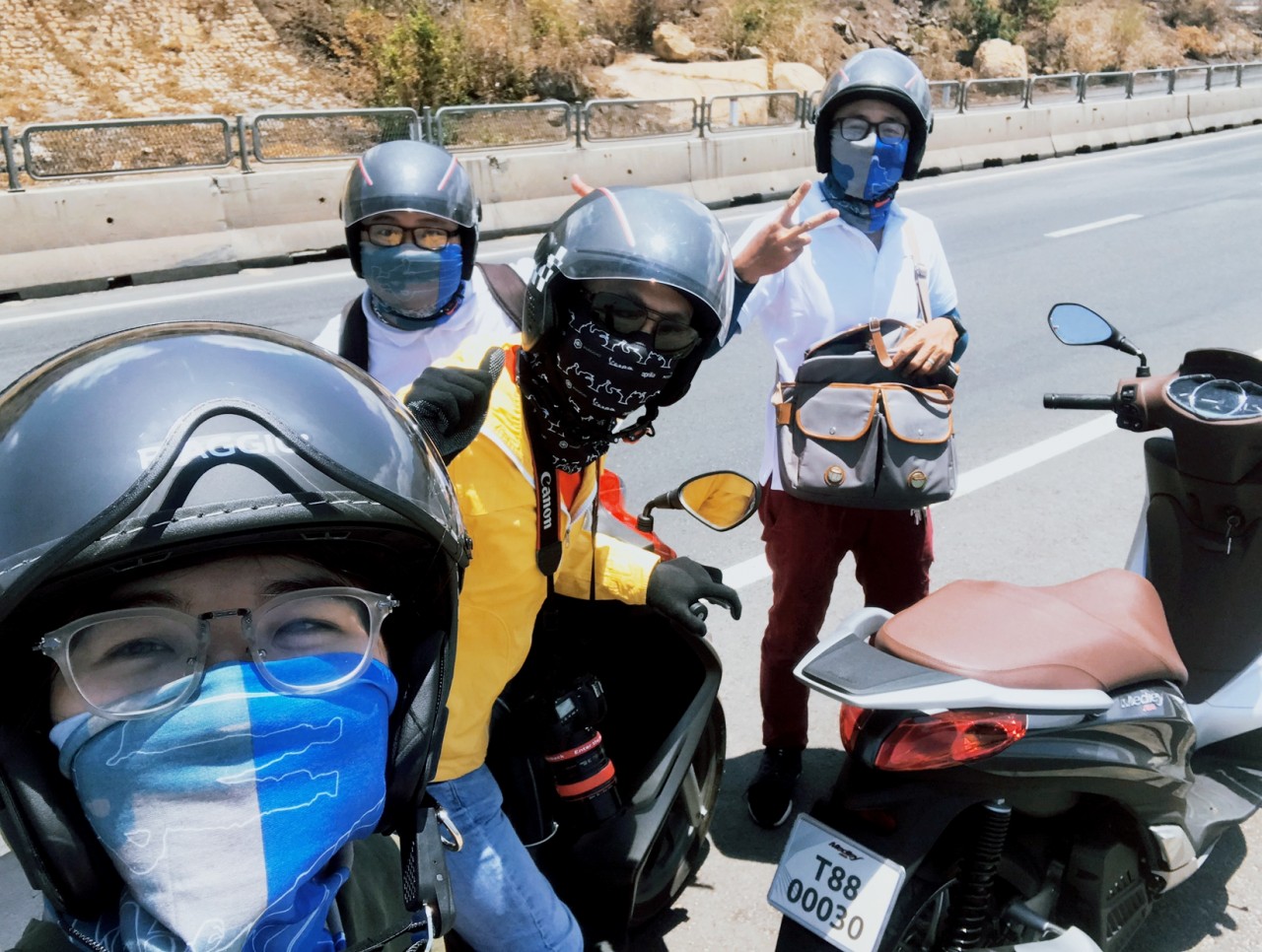 Hành trình cảm xúc 200km với Piaggio Medley: Ta cứ đi cùng nhau hanh trinh cam xuc 200km voi piaggio medley ta cu di cung nhau