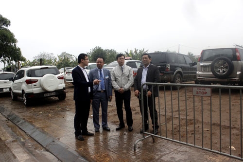 Vi phạm quy định về trông giữ phương tiện giao thông: Vì sao chưa thể xử lý triệt để? vi pham quy dinh ve trong giu phuong tien giao thong vi sao chua the xu ly triet de