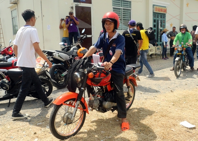 thu vi cuoc tu hoi day phong cach cua hon 2000 xe honda 67 tai can tho