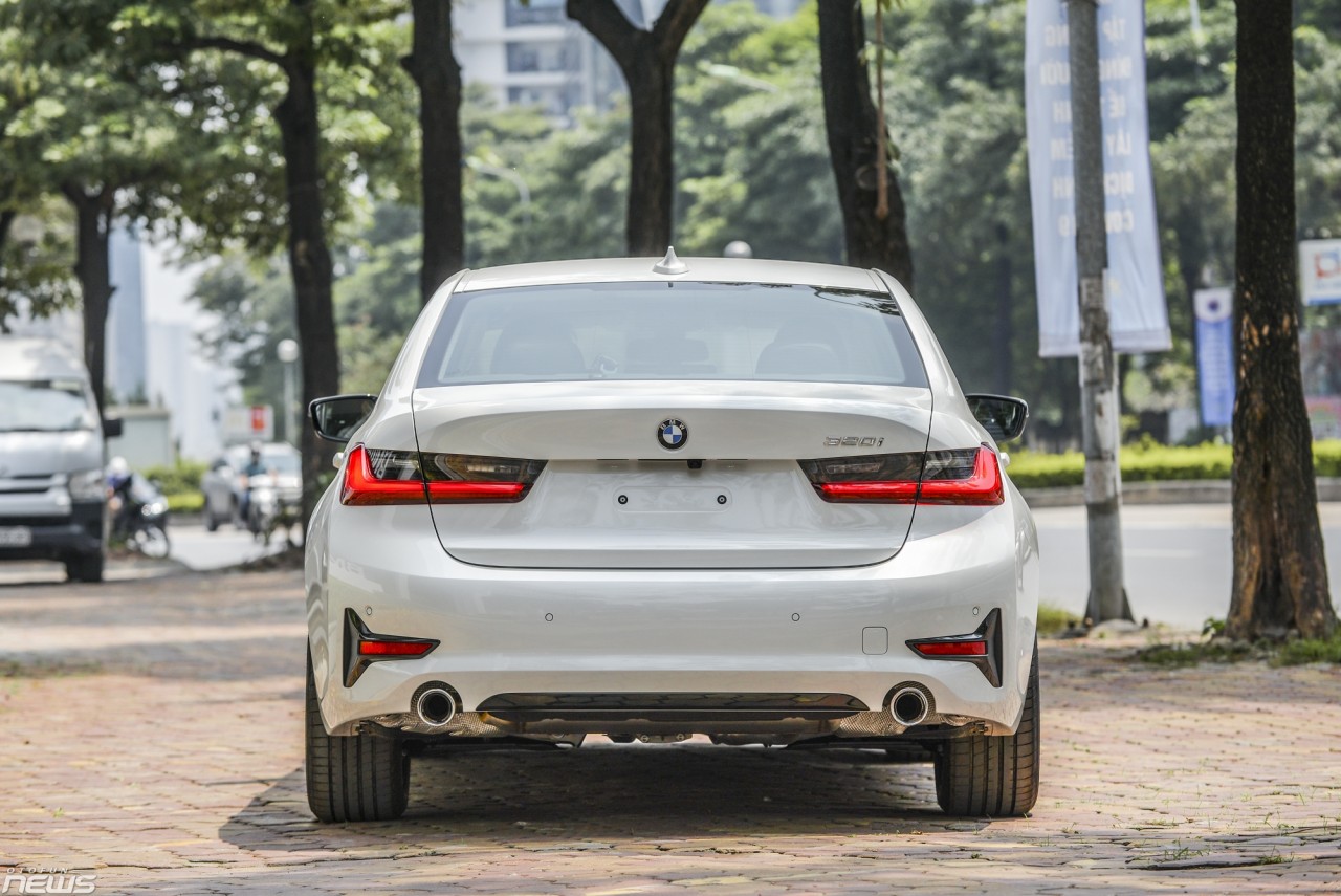 bmw 3 series ra mat phien ban moi gia ban chua duoc tiet lo