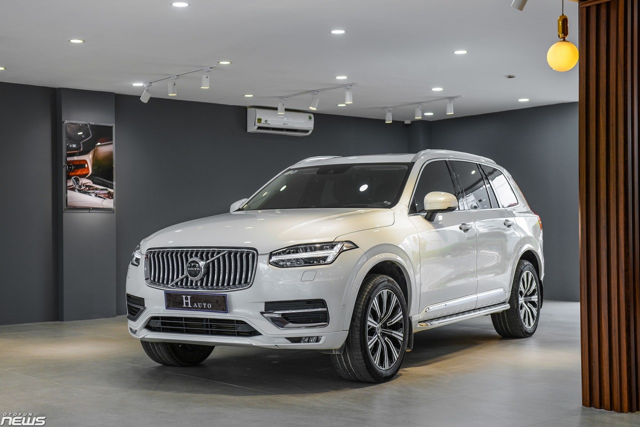 So sánh hai phiên bản Volvo XC90 trước và sau khi nâng cấp
