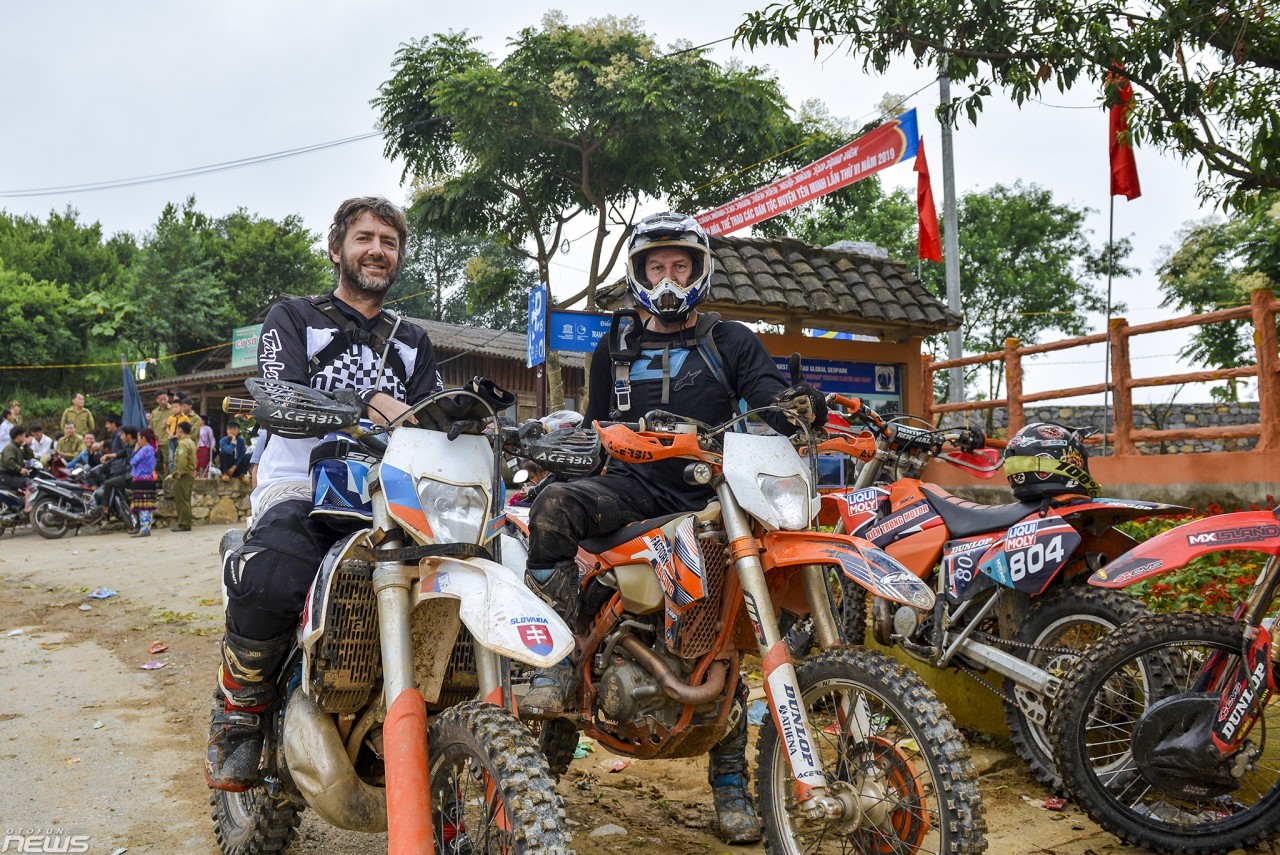 khoanh khac an tuong tu le hoi tinh than da