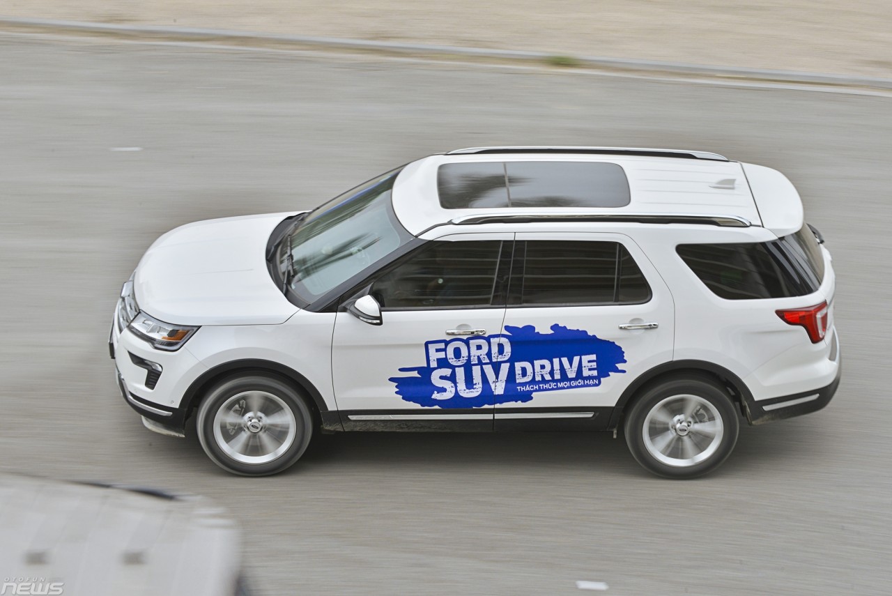 nhung hinh anh an tuong tu ngay hoi ford suv drive