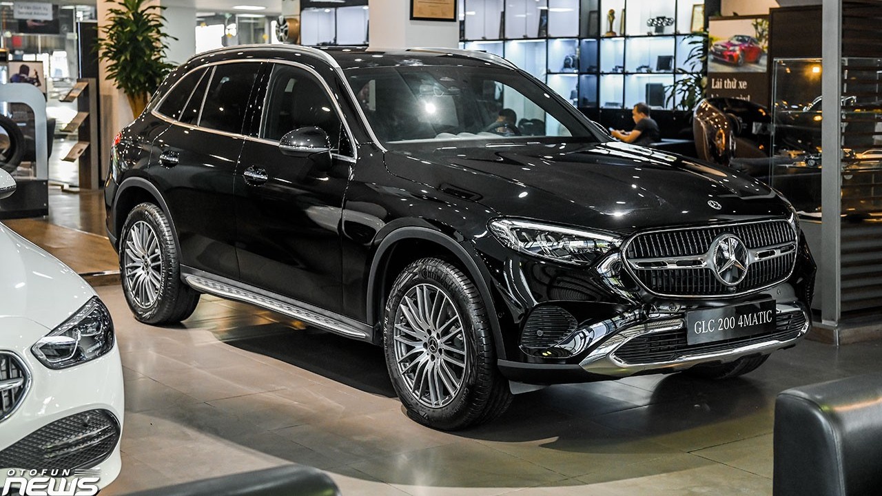 Khách hàng Mercedes-Benz được hưởng hàng loạt ưu đãi từ tháng 7