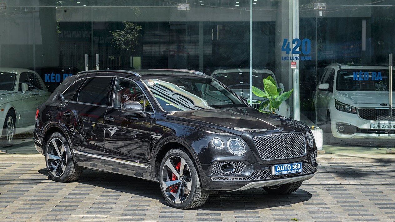 Cận cảnh Bentley Bentayga Mulliner 2020 giá 15 tỷ đồng