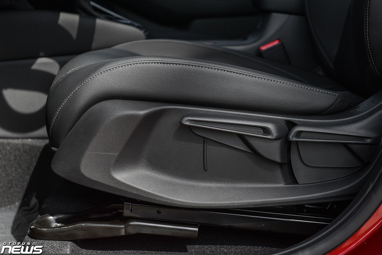 So sánh hai phiên bản Honda HR V 2022 qua ảnh