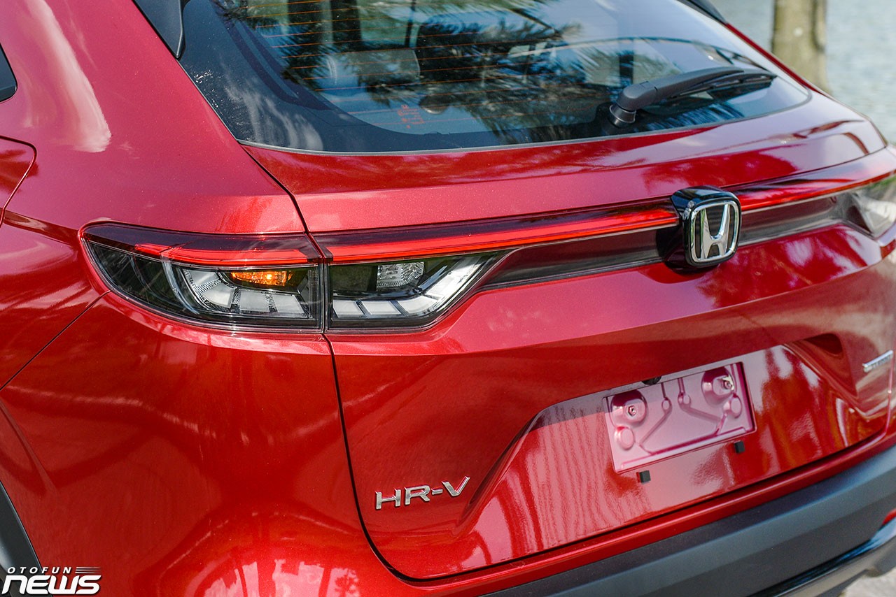 So sánh hai phiên bản Honda HR V 2022 qua ảnh