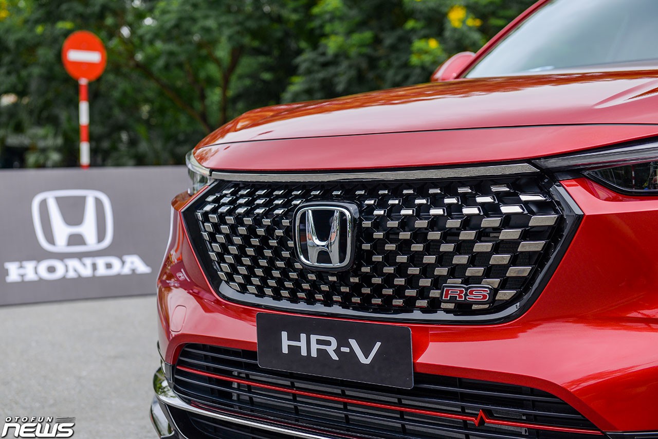 So sánh hai phiên bản Honda HR V 2022 qua ảnh