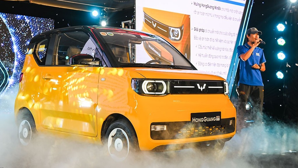 Giá lăn bánh Wuling HongGuang Mini EV vừa ra mắt
