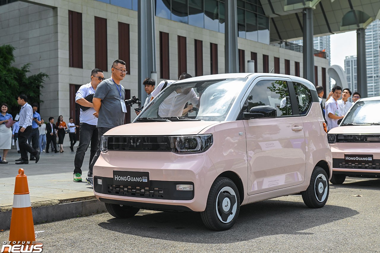 Wuling HongGuang Mini EV 2023 có kích thước nhỏ gọn