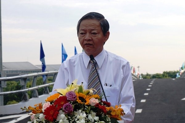 tp ho chi minh khanh thanh cau vuot 2 nhanh chay vao tan cua san bay tan son nhat