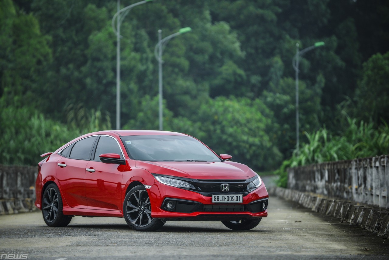 Honda ưu đãi 100% lệ phí trước bạ khi mua Brio, Civic và HR-V