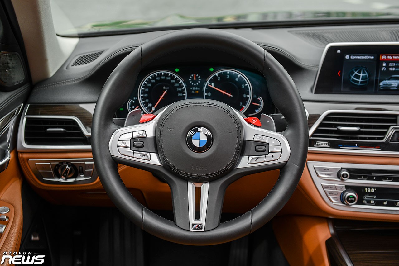 BMW 730Li 2016 chạy gần 70.000km giá 'chỉ' 2,5 tỷ đồng
