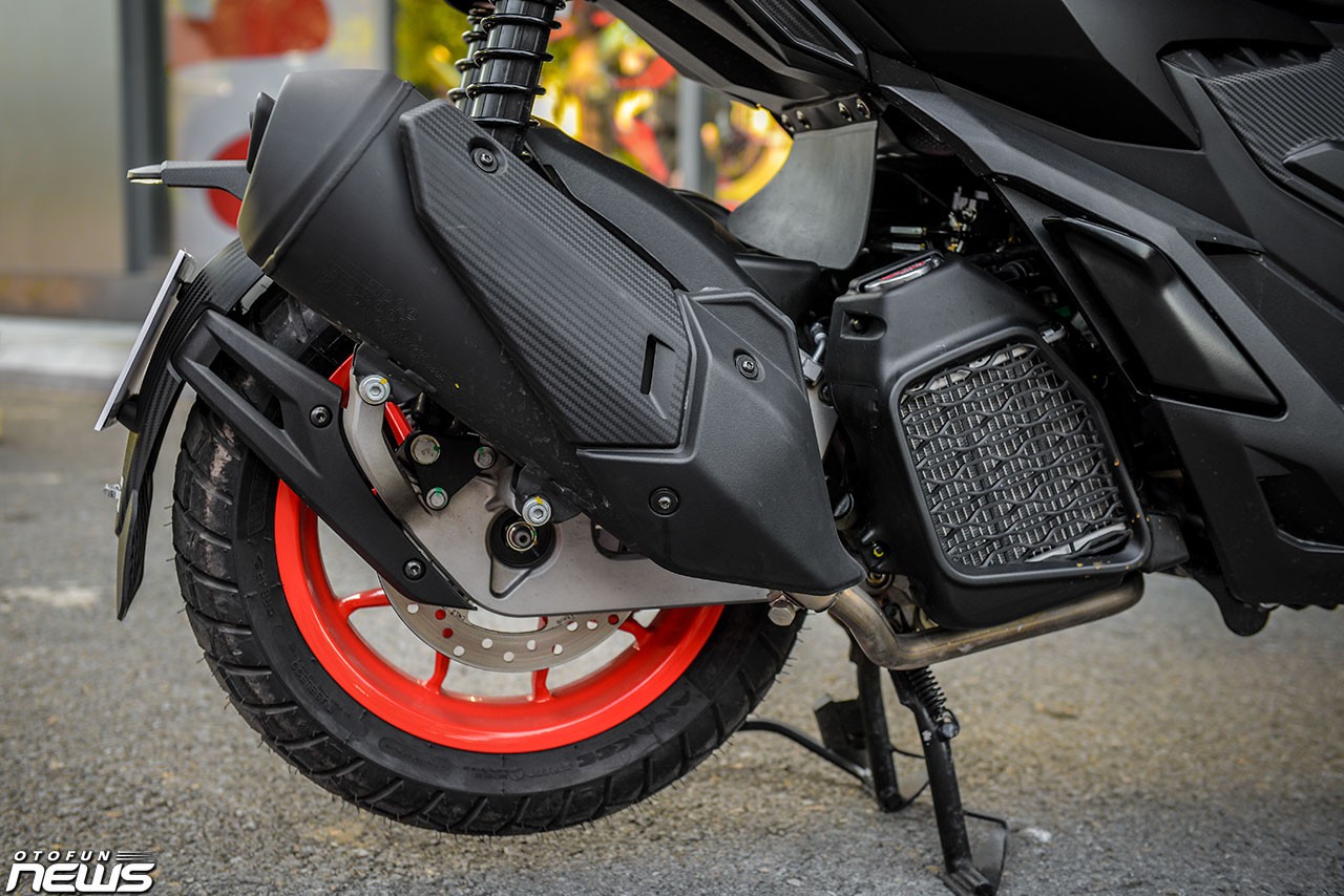 Hình chi tiết Aprilia SR GT 200 bản thể thao giá gần 100 triệu