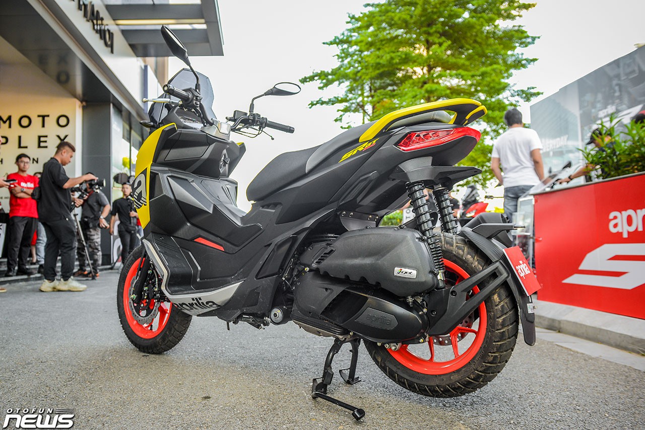 Hình chi tiết Aprilia SR GT 200 bản thể thao giá gần 100 triệu